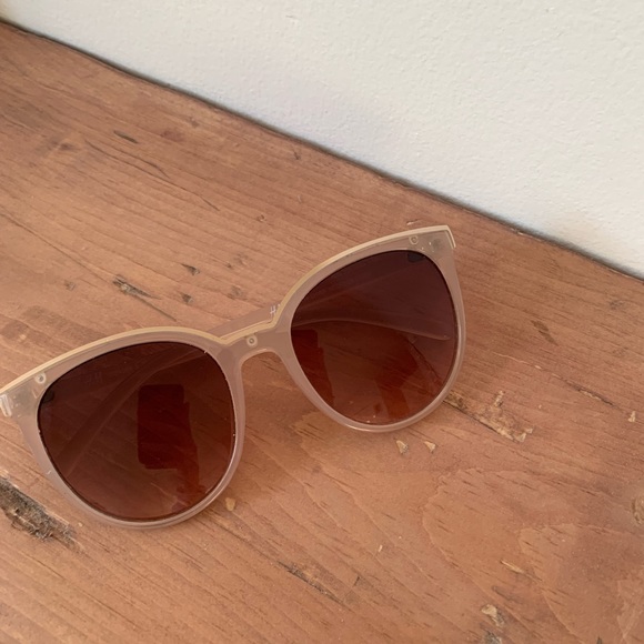 H&M pink sun glasses - Picture 2 of 7